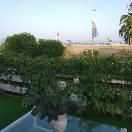 아파트 Con Terraza Y Vistas Al Mar 부리아나