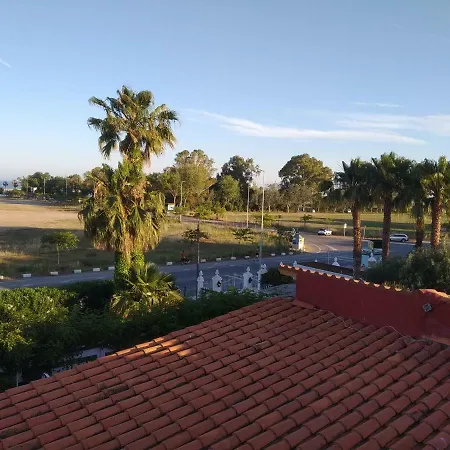 Con Terraza Y Vistas Al Mar Apartment